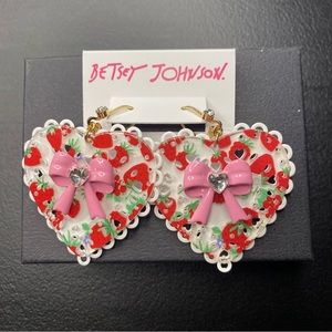 Betsy Johnson heart earrings
